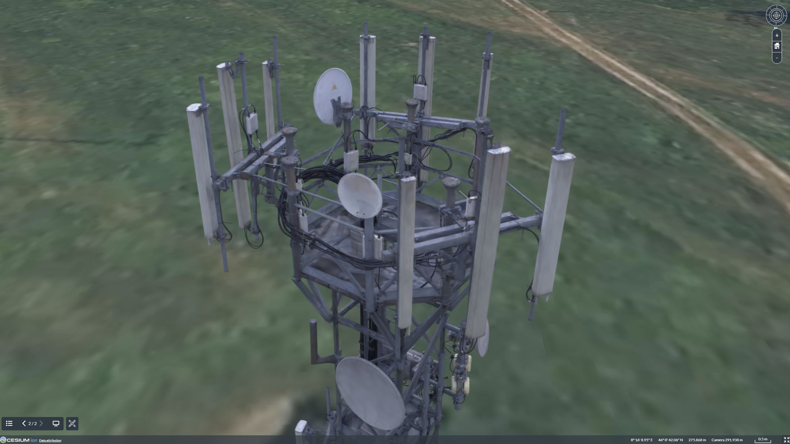 3D Gaussian splats enable high-fidelity accurate visualizations of thin-and-long assets like cranes, building materials, power stations, and cell towers.