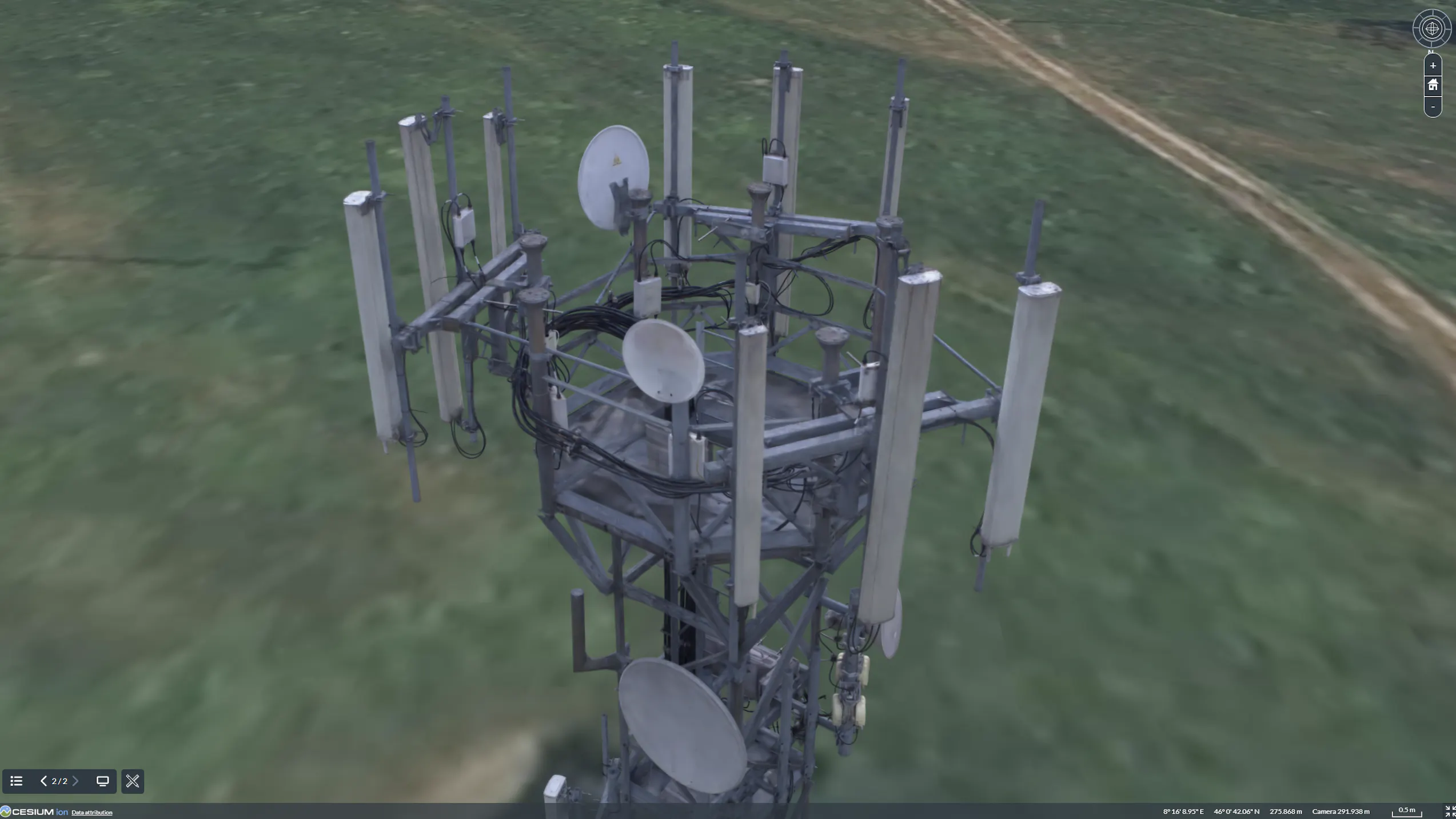 3D Gaussian splats enable high-fidelity accurate visualizations of thin-and-long assets like cranes, building materials, power stations, and cell towers.