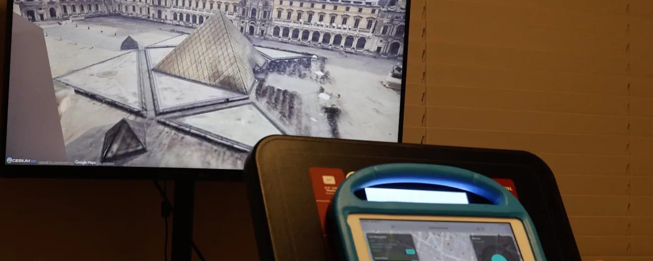 EarthRunner on screen by a treadmill