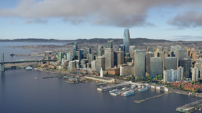 High-resolution Photogrammetry of San Francisco captured by Aerometrex and visualized with Cesium for Omniverse. 
