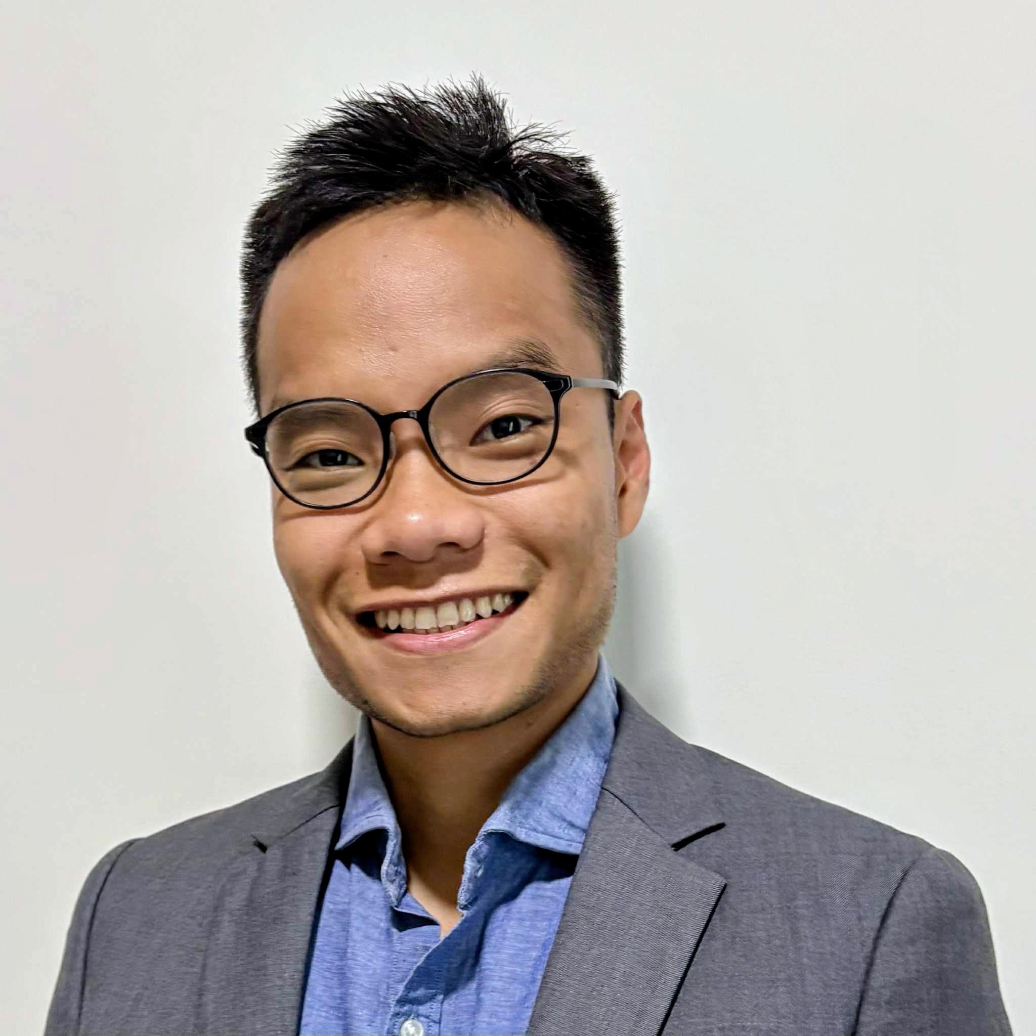 Khanh Hoang