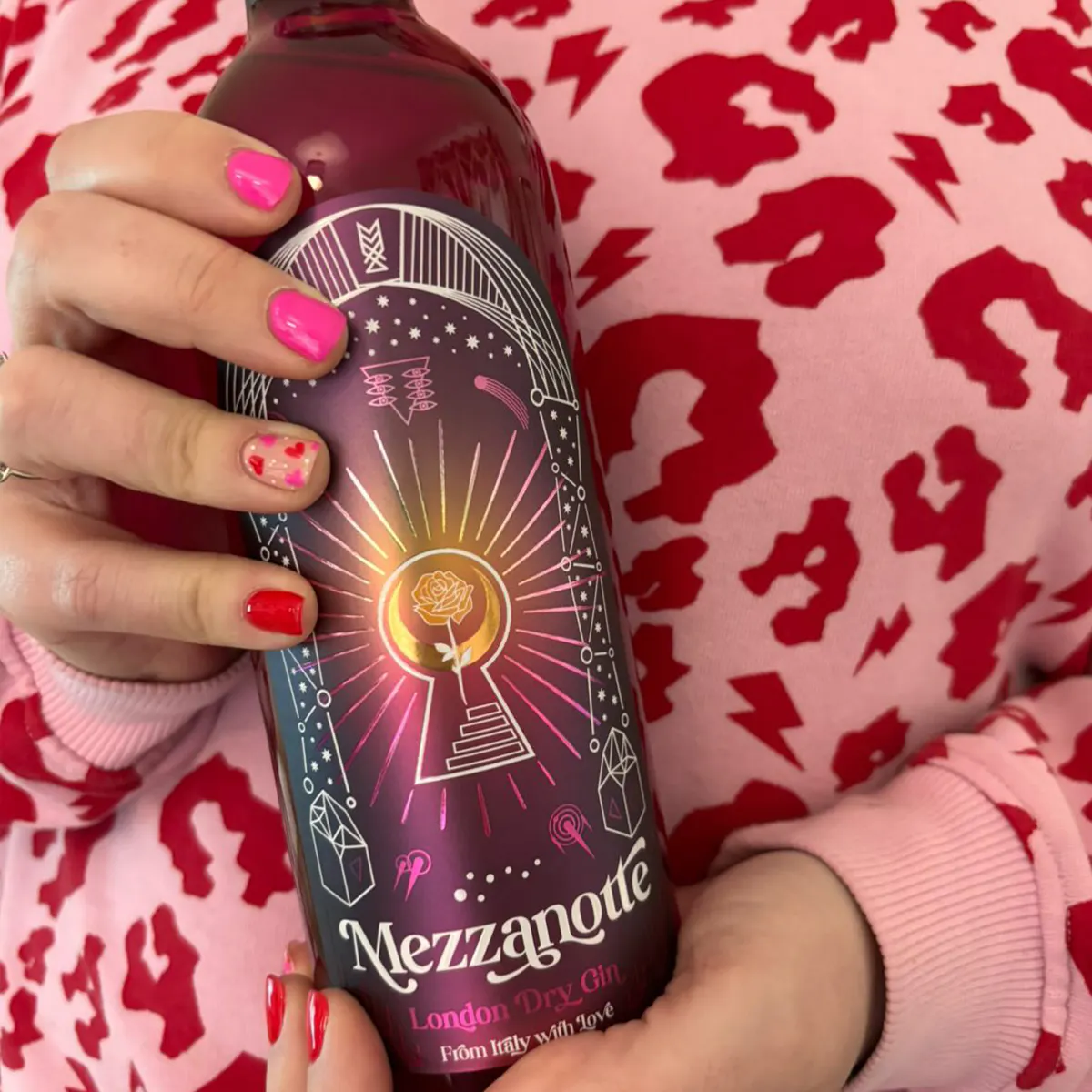 Mezzanotte dry gin 