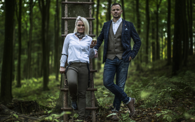 Kongsgaard owners in gloomy forrest