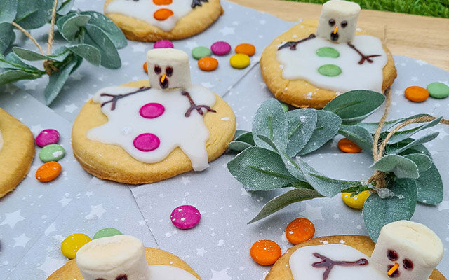 Snowmen 640.jpg
