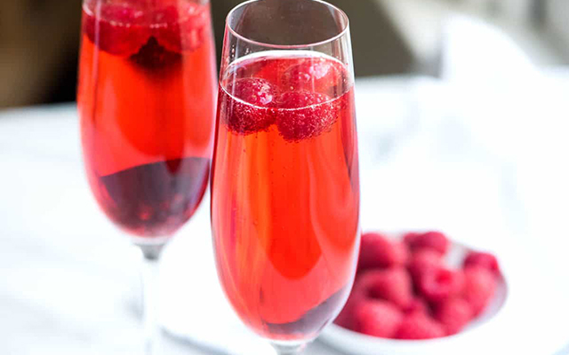 pink gin, prosecco and lemonade cocktail