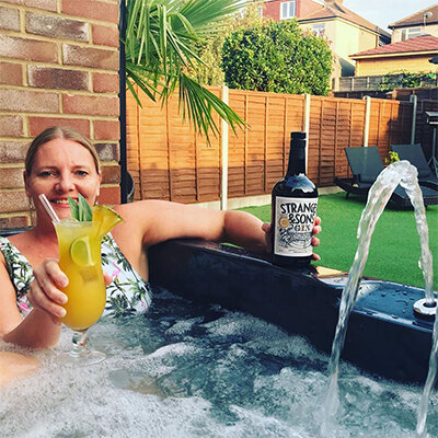 @gin_thursdays_. We can’t think of a better way to enjoy a Gin-a-colada cocktail than chilling in the hot tub! Room for one more?
