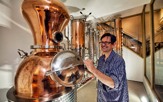 distillery burleigh's gin
