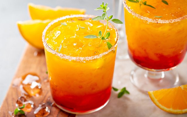 Italian cocktail recipe - Garibaldi