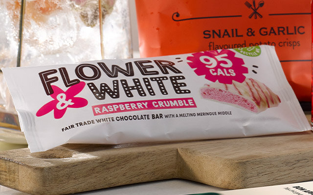 Flower & White Raspberry Crumble