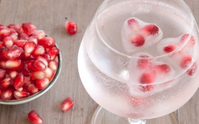 Frozen Pomergrante Garnish Cocktail.png