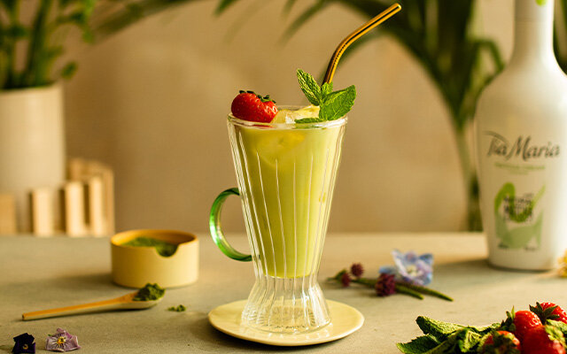 Tia Maria and gin latte cocktail recipe suggestion.jpg