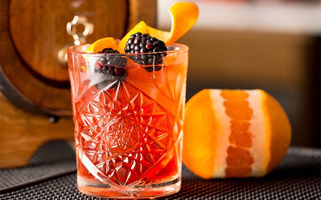 Bramble Negroni cocktail recipe