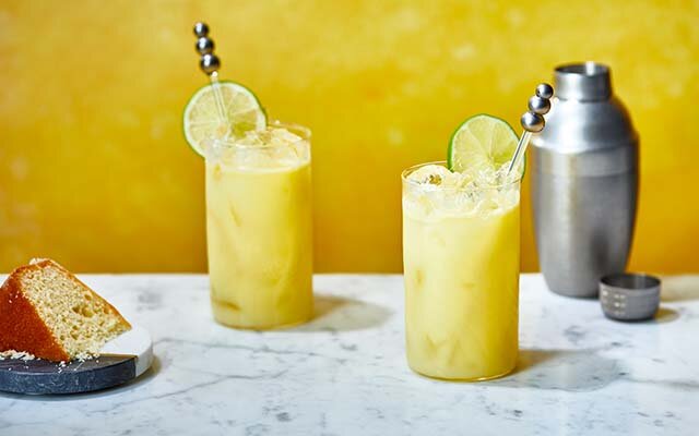 Lemon Drizzle Sling: this easy but delicious cocktail can be whipped up in moments. Get the recipe! >>
