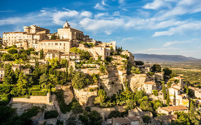 Provence is the home to many picturesque villages, towns and cities