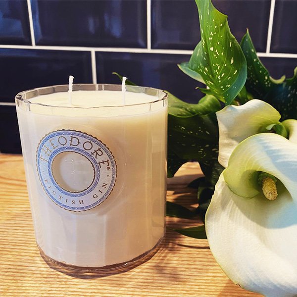 Candle gin upcycling