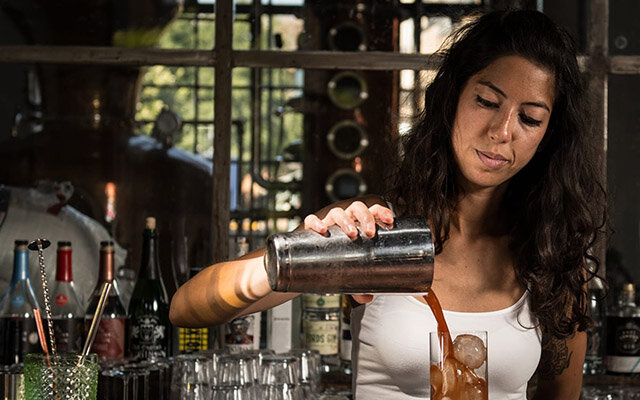 Maria Viera Craft Gin Club .jpg
