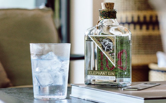 Elephant Gin African Explorer serving suggestion