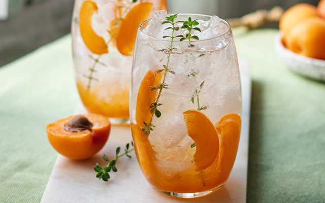 Gin and Llanllyre Source Light Tonic Water recipe
