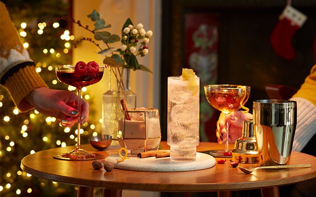 Cozying around the gin way 