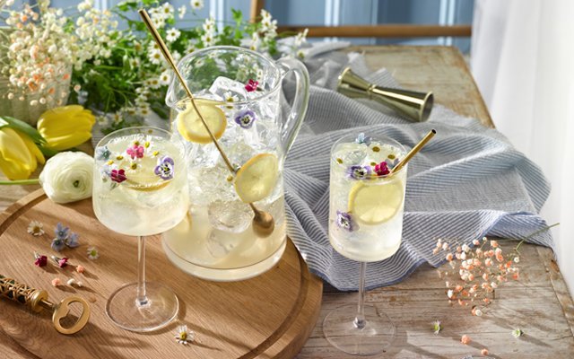 Elderflower Spring Punch gin cocktail recipe