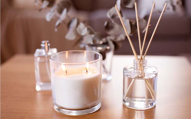 A miniature gin bottle would also work for this upcycling project!