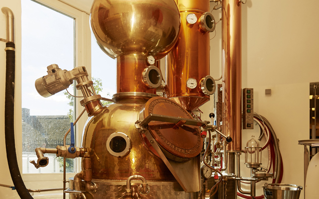 Copper still at Stone Grange Craft Distillery