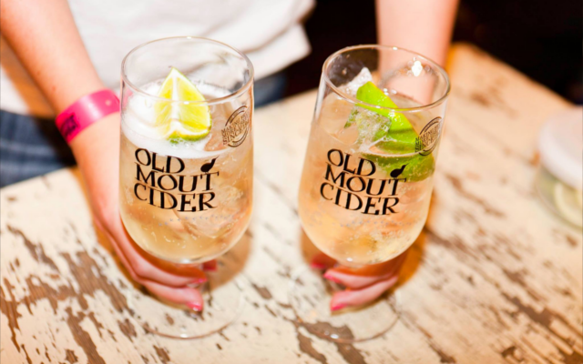 Old Mout cider in glass