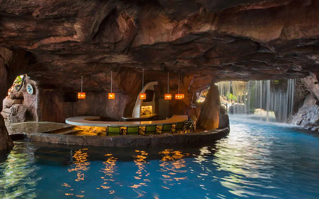 hyatt-regency-maui-cave-bar.jpg