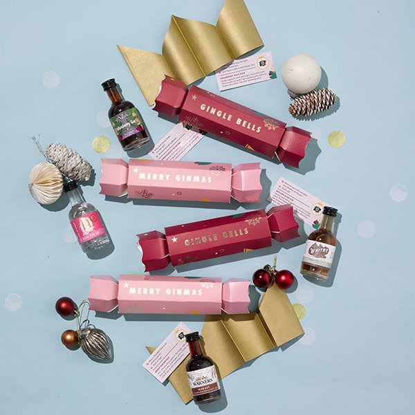 Pink gin crackers