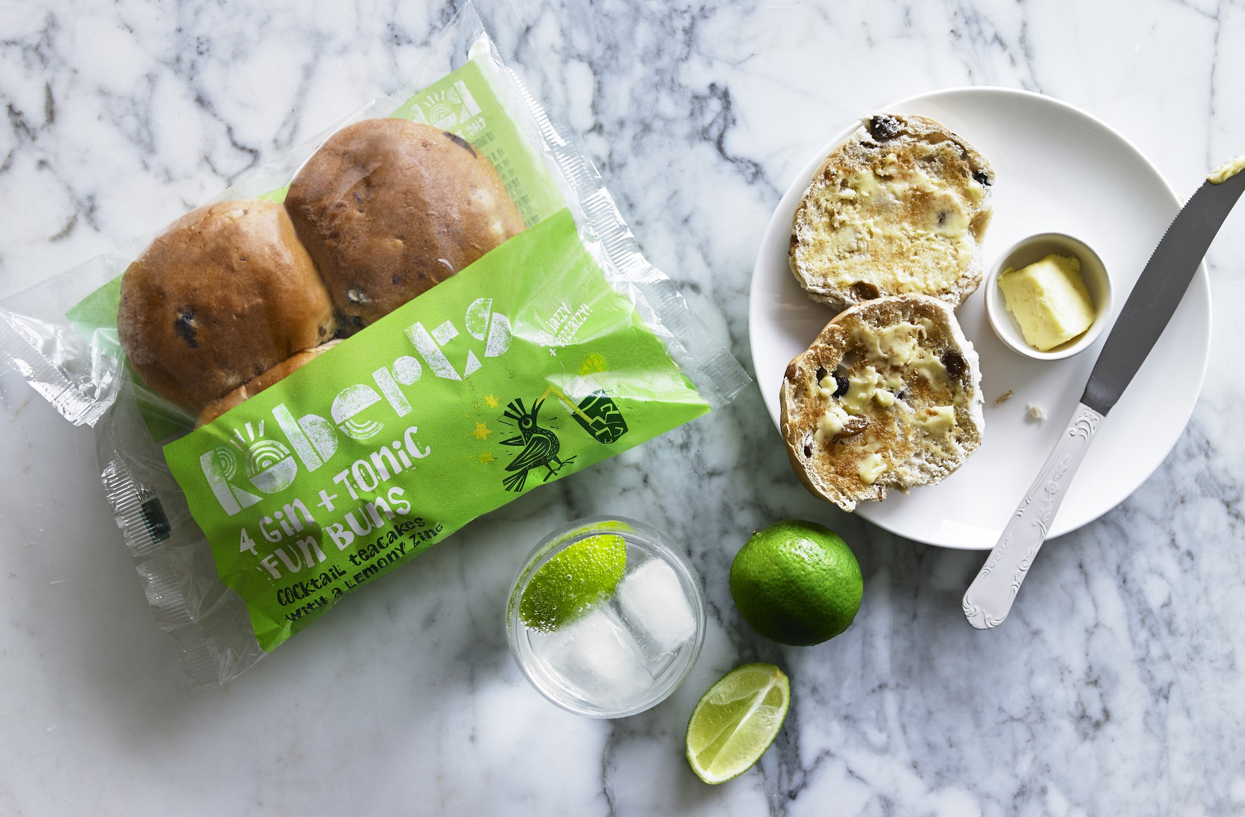 Roberts Gin and Tonic Fun Buns.jpg