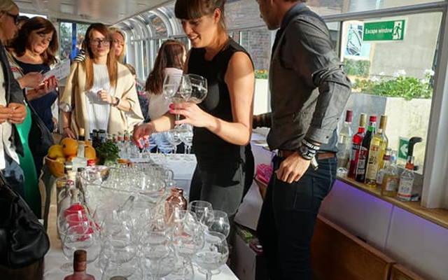 Artisan Drinks Gin Cruise tasting