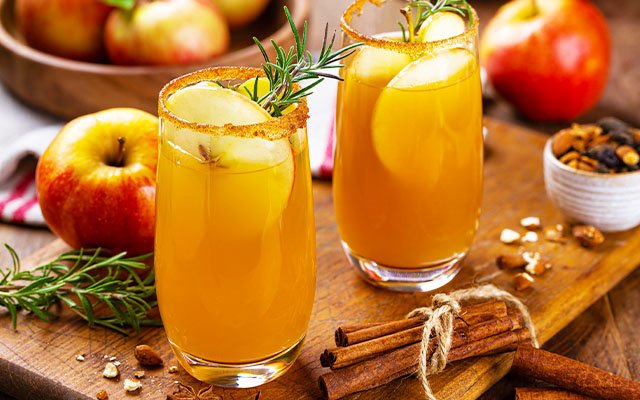 Apple Pie Highball cocktail recipe