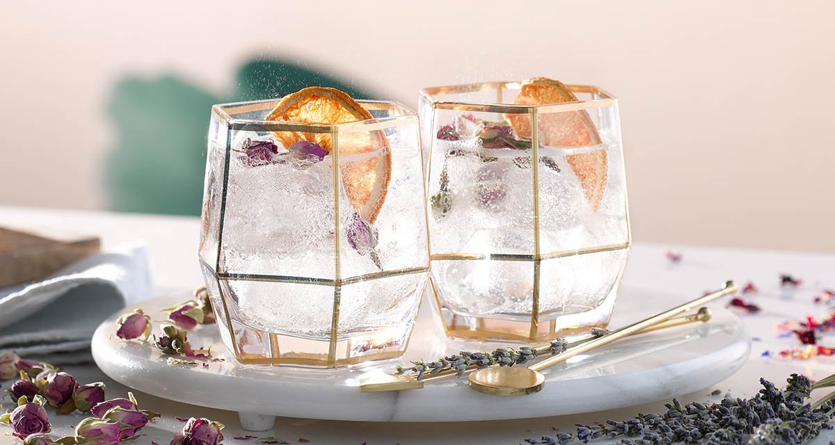 No contest! A gin and tonic is the best thing you can drink this