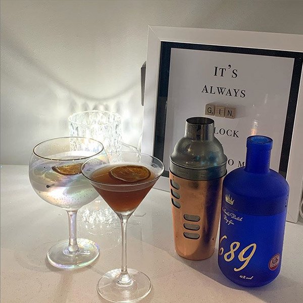 How to enjoy Gin 1689