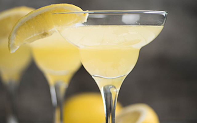 Genever+Gimlet+Ozmos+Gin.jpg
