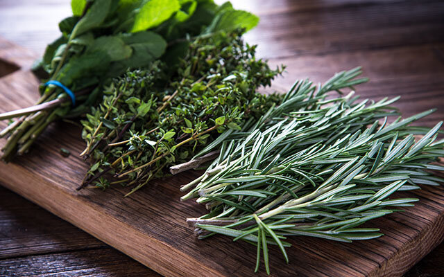 Herbs 640.jpg
