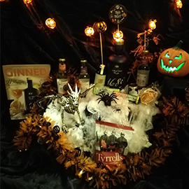 We ain’t afraid of no ghost… OR Lisa’s ghoulish gin box display!