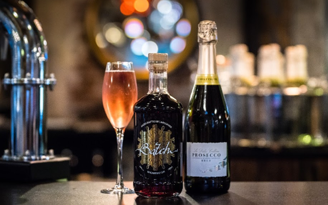 Batch's Whinberry Gin and Prosecco