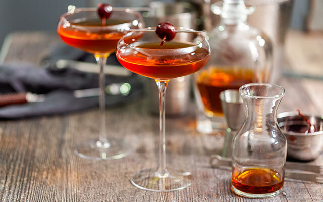 Manhattan-style-cocktail.jpg