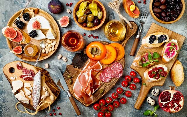 Gin and tapas pairing.jpg
