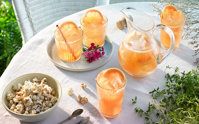 Grapefruit gin punch.jpg