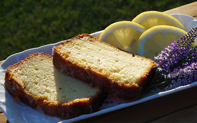 Gin and tonic lemon drizzle cake - get the recipe >>