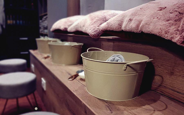 the gin spa pedicure