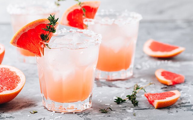 Cocktail with gin and grapefruit juice