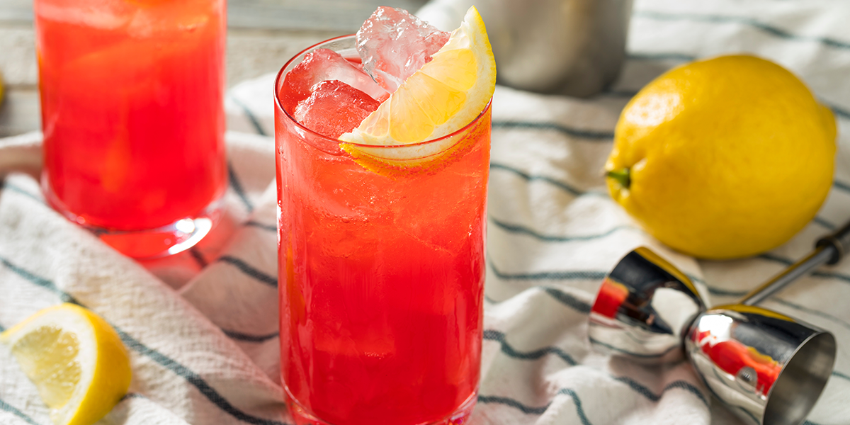 This Sloe Gin Highball is fabulous autumn tipple! Craft Gin Club