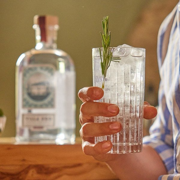 Sabatini Gin Villa Ugo Serving Suggestion