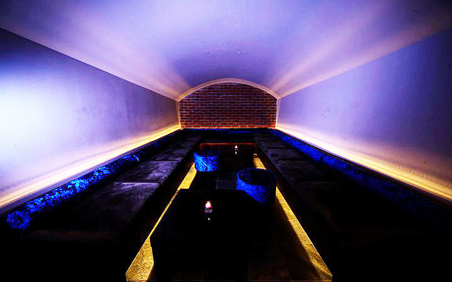 Zenna Bar London