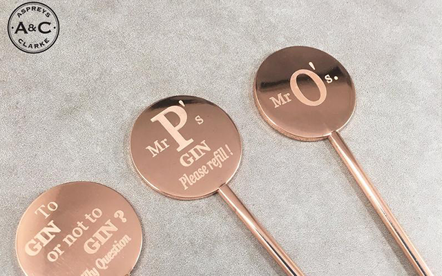 Rose-gold-drinks-stirrers.png