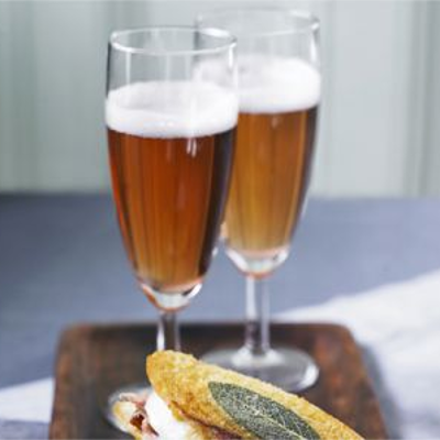 sloe kir royale gin cocktail