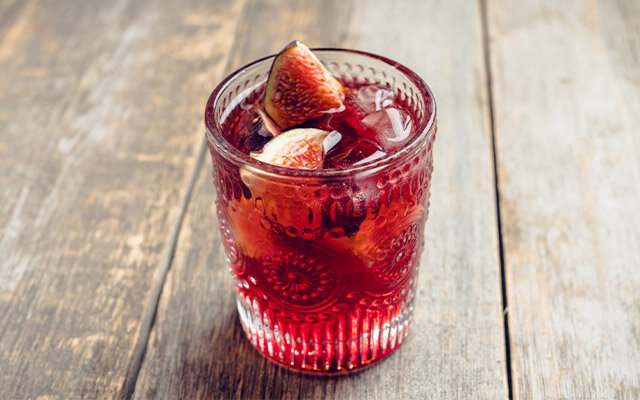 Fig Negroni cocktail recipe